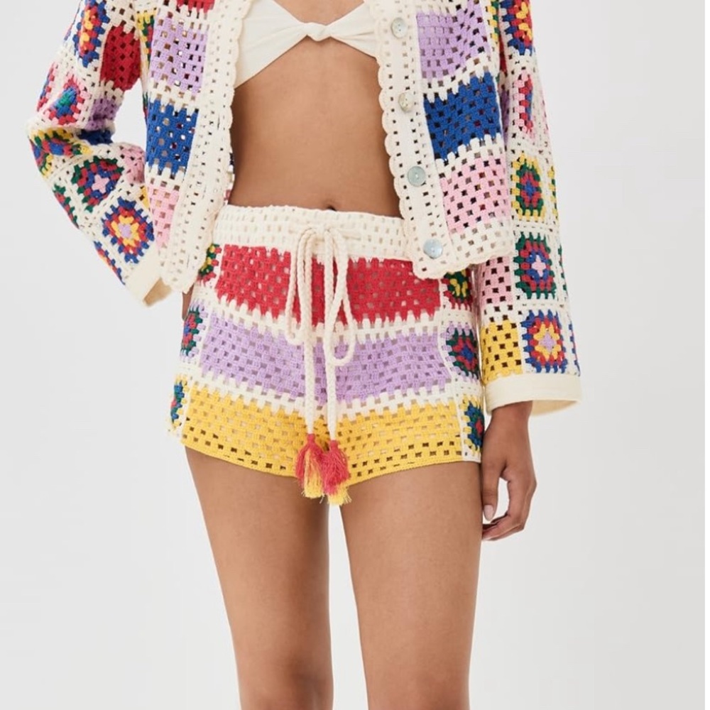 NWT FARM Rio crochet shorts!
